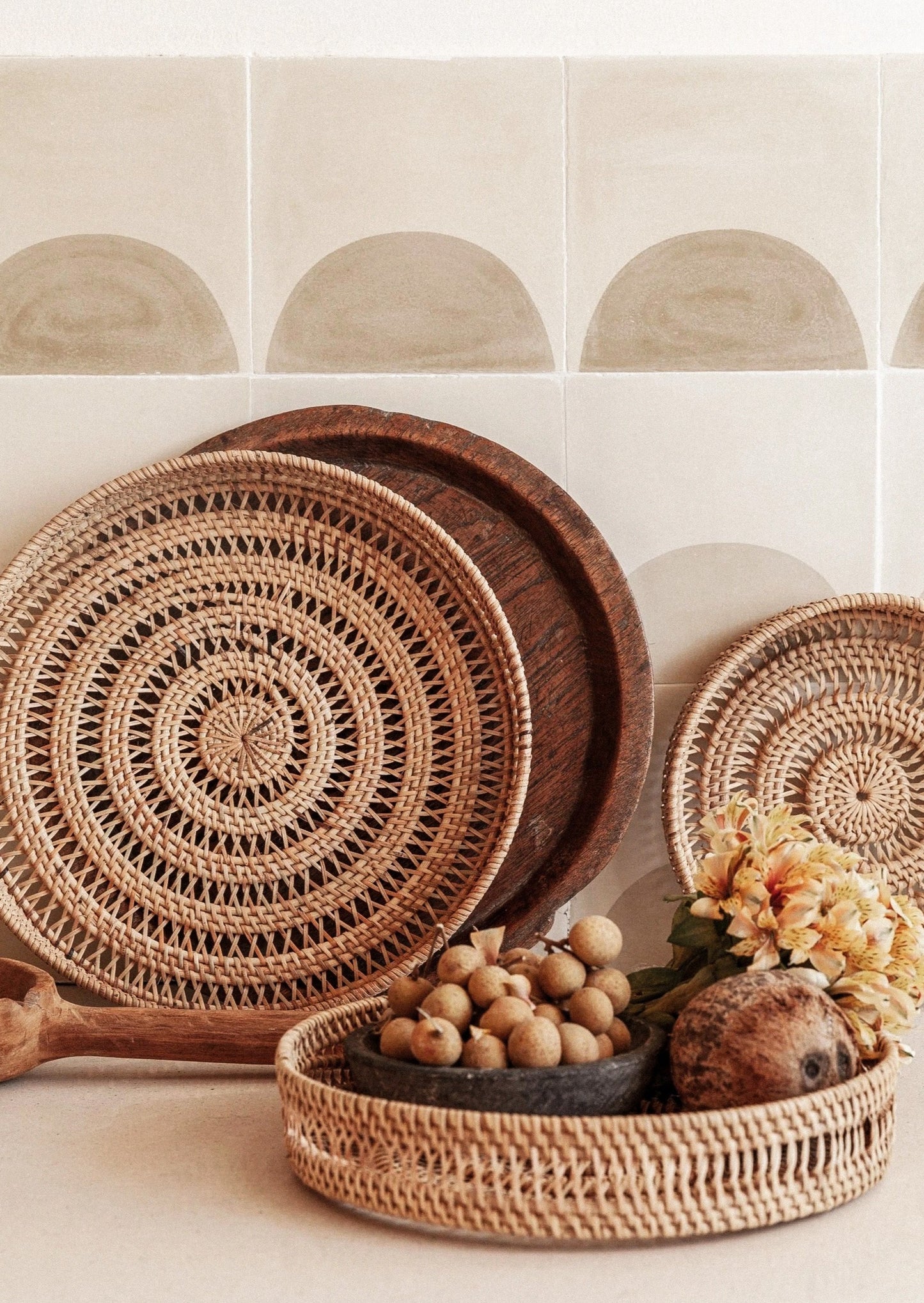 Round Woven Tray