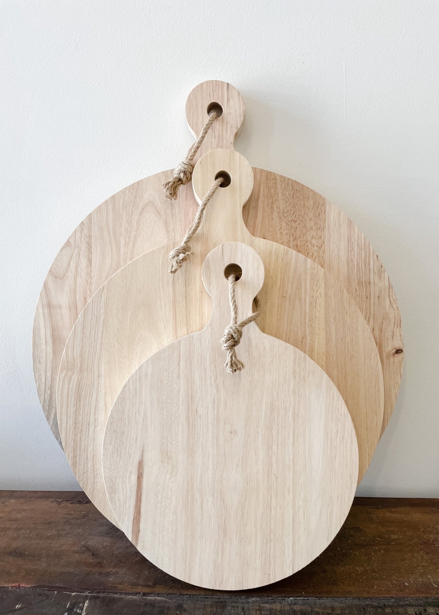 Natural Round Cutting Board