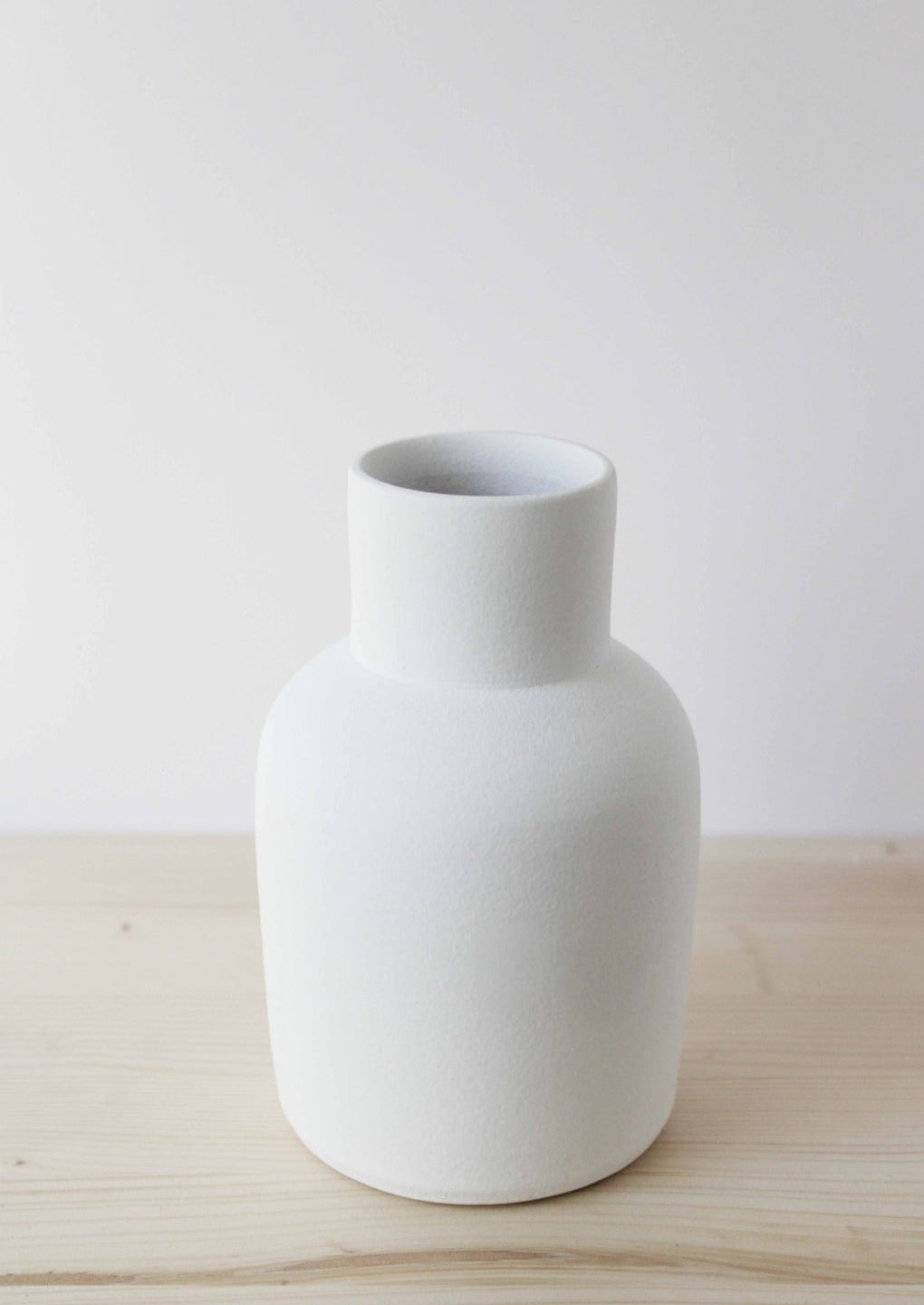 Aire Vase